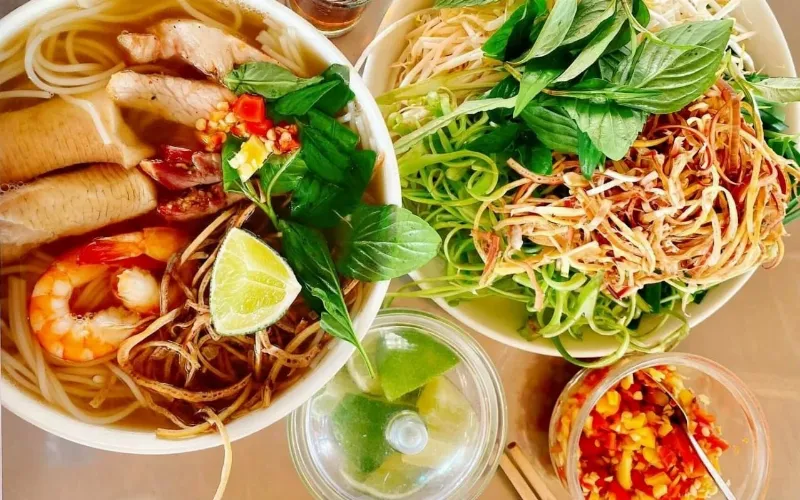 Món bún nước lèo đặc sản ẩm thực hấp dẫn của tỉnh Bạc Liêu 13 mang hương vị miền Tây