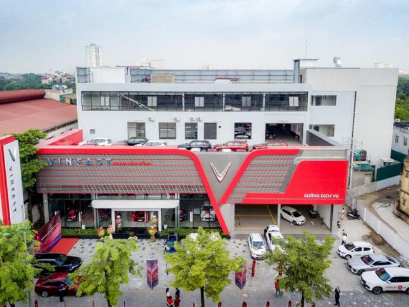 Khai trương và không gian hiện đại tại Vinfast 136 Phạm Văn Đồng, trung tâm trải nghiệm xe điện