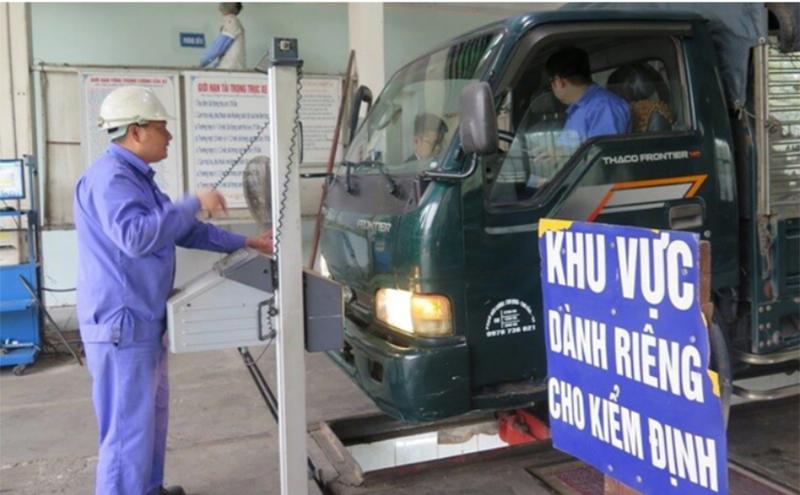 Hình ảnh minh họa mức phạt khi chậm đăng kiểm xe ô tô