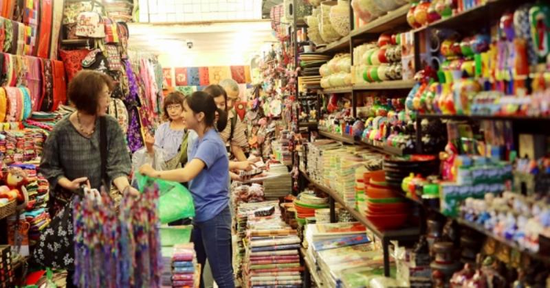 Hình ảnh minh họa những rủi ro tiềm ẩn hoặc tranh chấp có thể xảy ra khi ủy quyền xe máy không cẩn thận